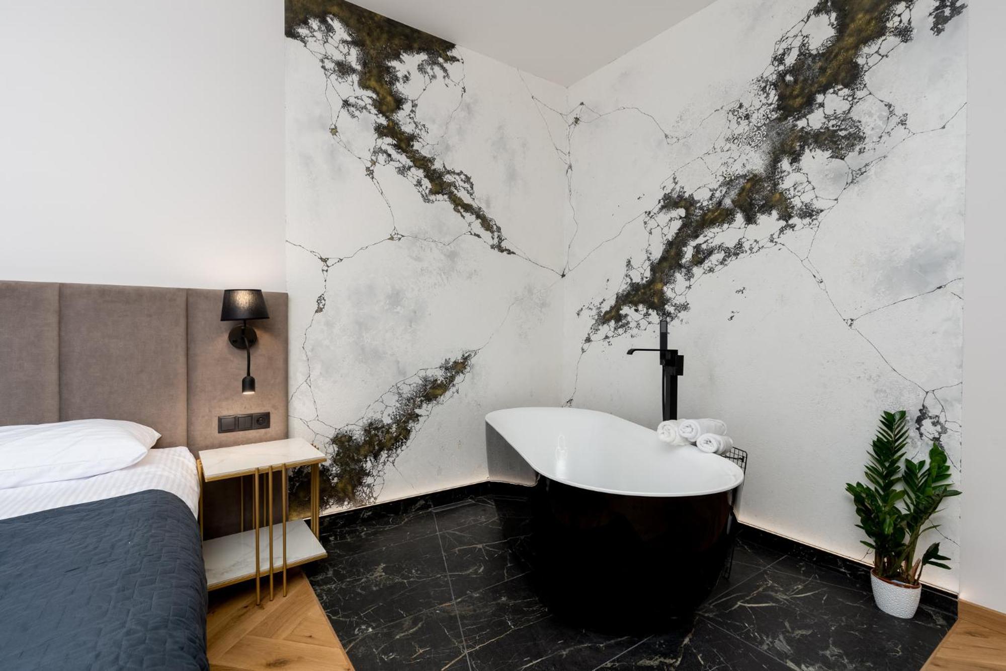 Spa Bedrooms With Sauna&Bath And Free Parking Krasków Exterior foto
