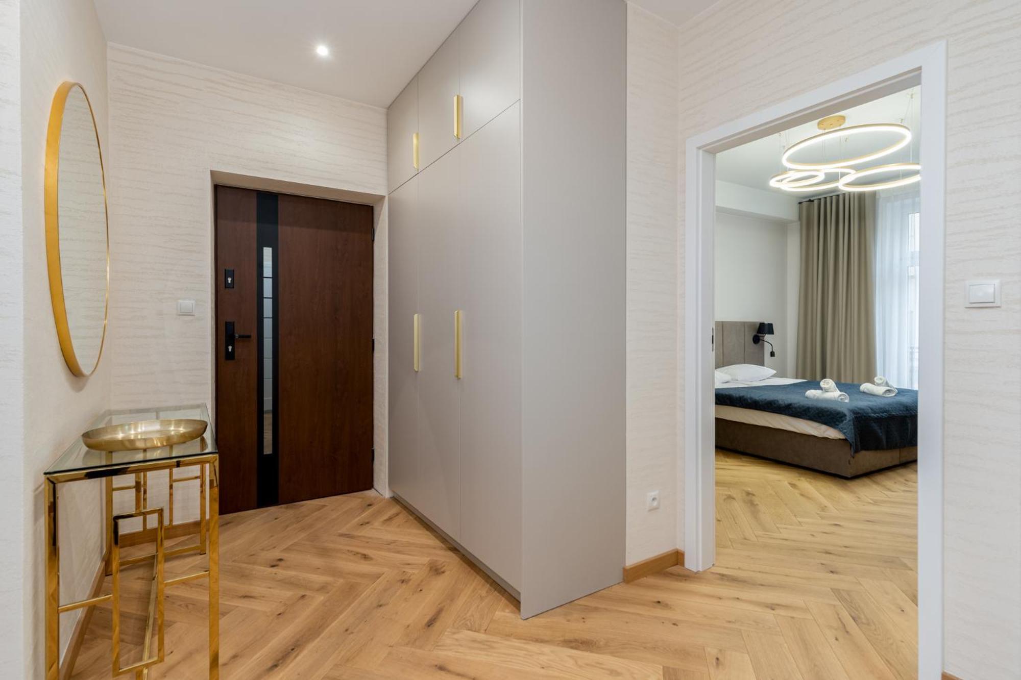 Spa Bedrooms With Sauna&Bath And Free Parking Krasków Exterior foto